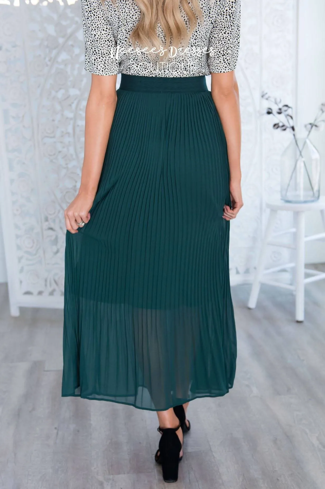 Elegance Pleat Maxi Skirt