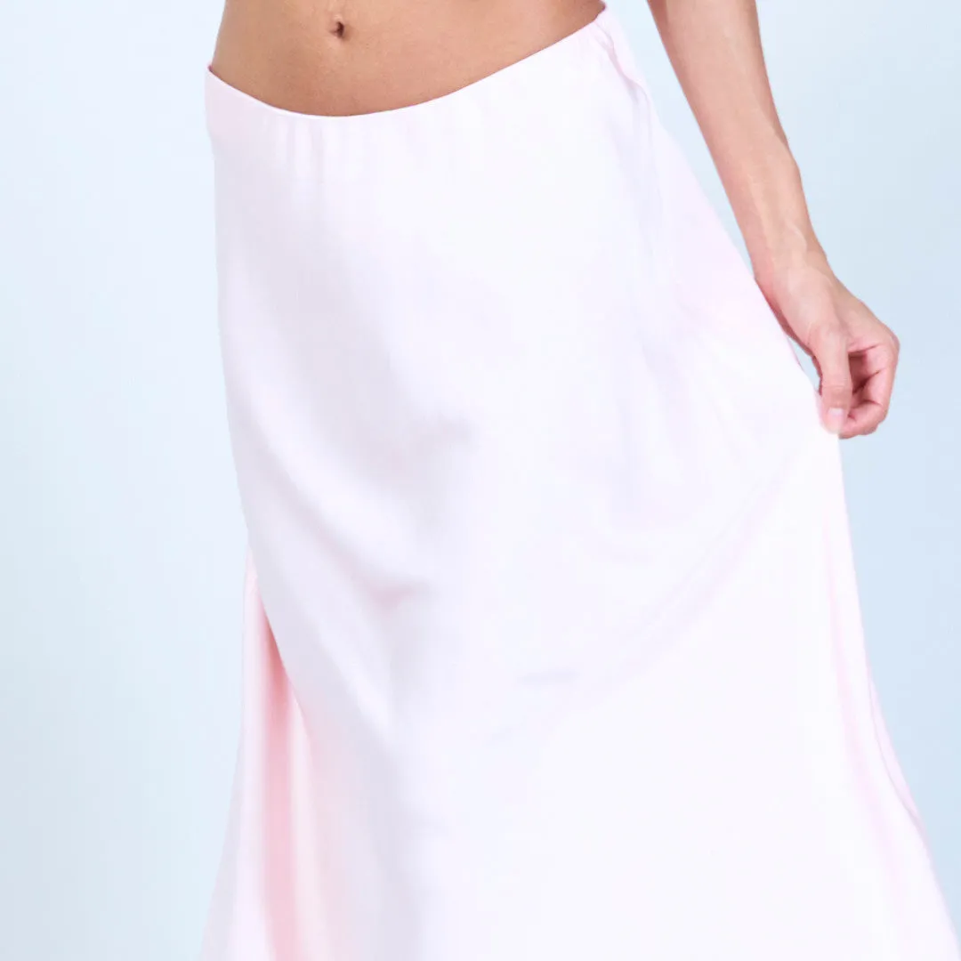 Elegant flowing midi skirt wholesale