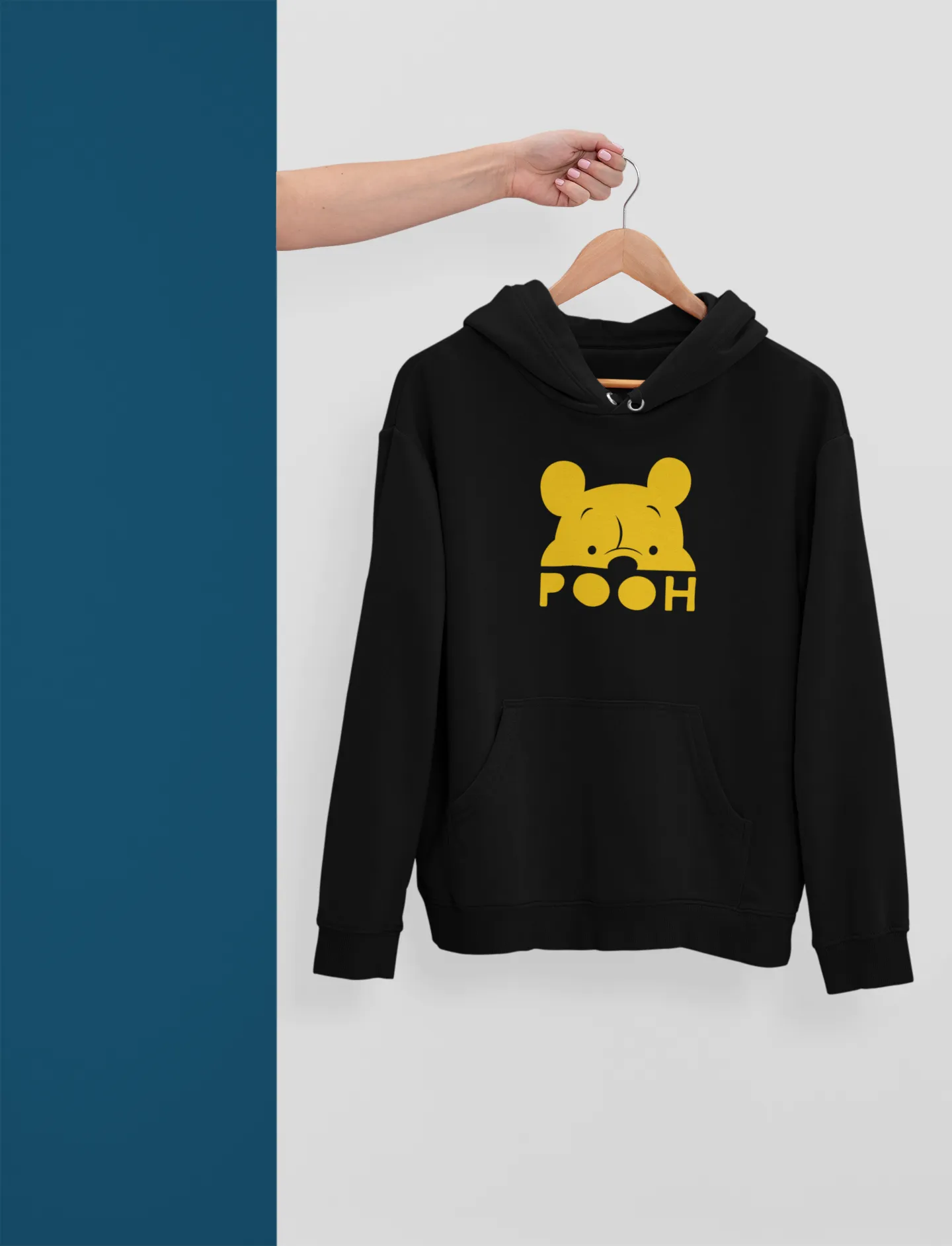 POOH : Winnie the Pooh & Pals - WINTER HOODIES