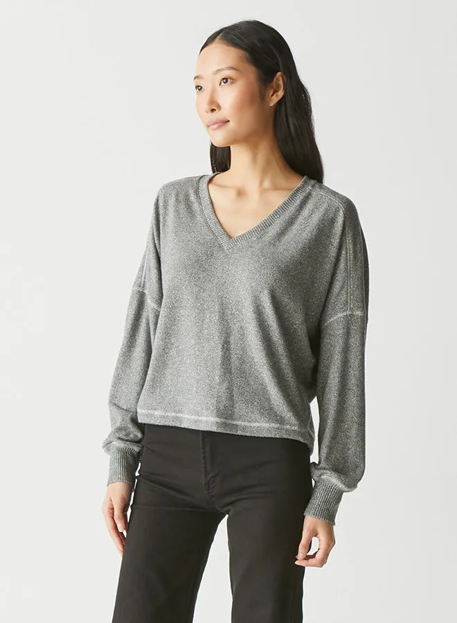 Vic Sparkle Relaxed V-Neck